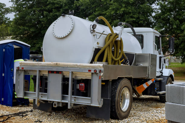 Portable Toilet Options We Offer in Cuero, TX